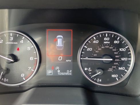 Used 2021 Subaru Outback Limited image 29