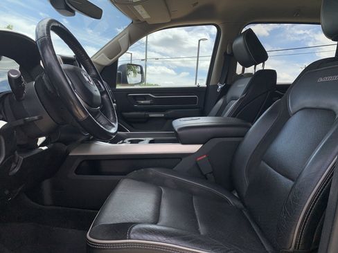Used 2020 RAM 1500 Laramie AWD/4WD image 16
