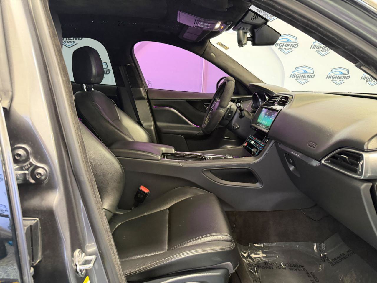 Used 2019 Jaguar F-PACE Premium AWD/4WD image 26