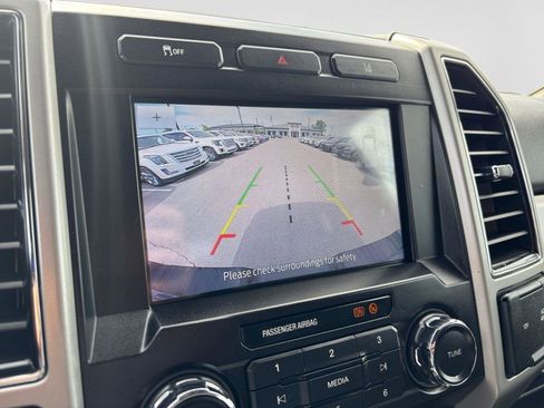 Used 2020 Ford F250 Lariat AWD/4WD image 23