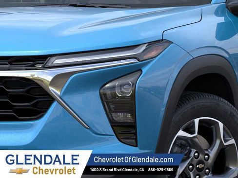 New 2026 Chevrolet Trax LT FWD image 10