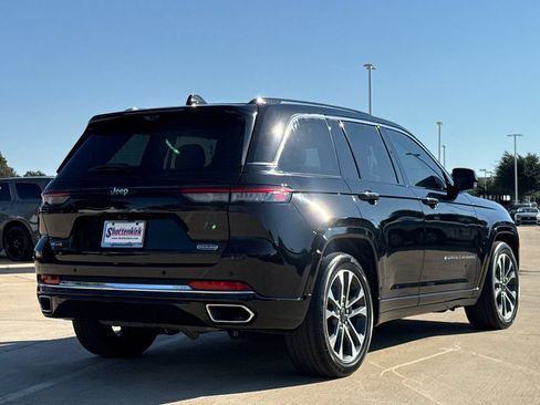 Used 2023 Jeep Grand Cherokee Overland w/ Adv Protech Group III AWD/4WD image 8