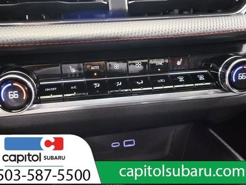 Used 2025 Chevrolet Equinox RS AWD/4WD image 25