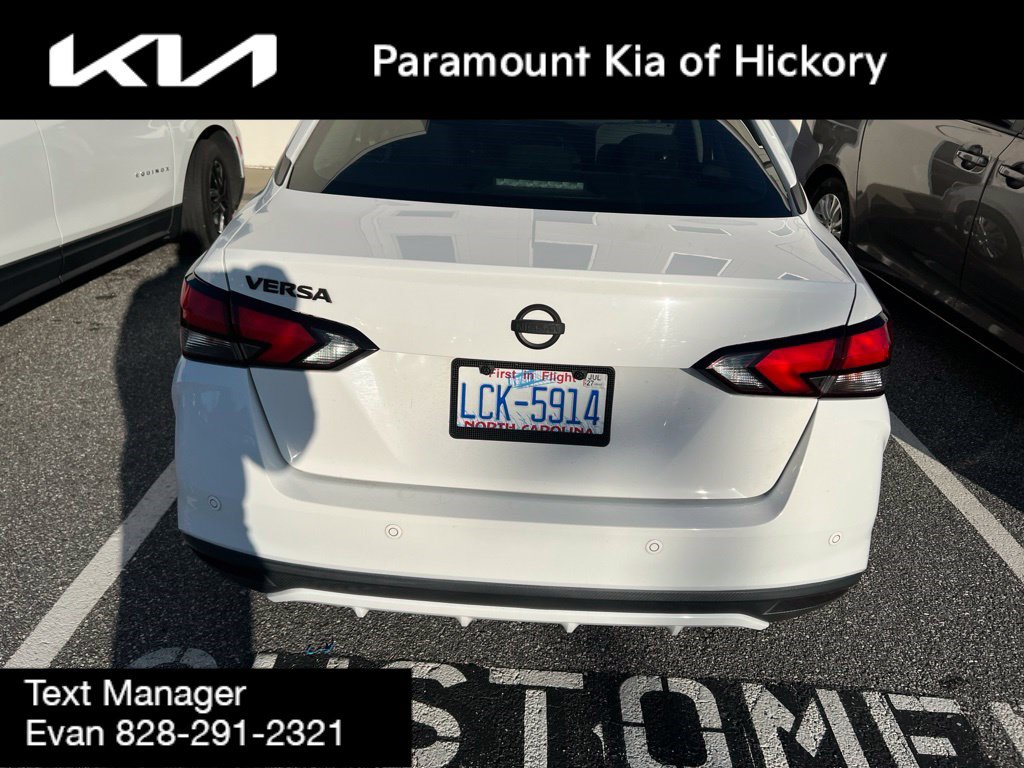 Used 2020 Nissan Versa S FWD image 7