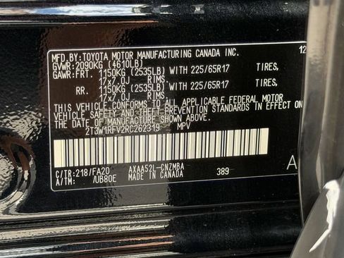 Used 2024 Toyota RAV4 XLE w/ Convenience Package FWD image 29