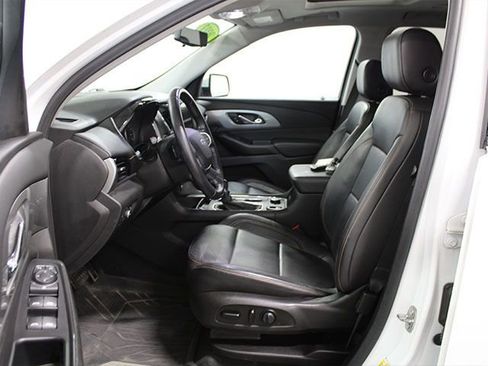 Used 2021 Chevrolet Traverse RS AWD/4WD image 10
