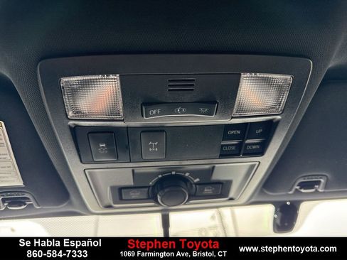 Used 2017 Toyota Tacoma TRD Off-Road image 22