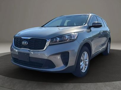 Used 2019 Kia Sorento LX w/ LX Convenience Package