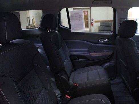 Certified 2023 GMC Acadia SLE w/ Driver Convenience Package FWD image 12