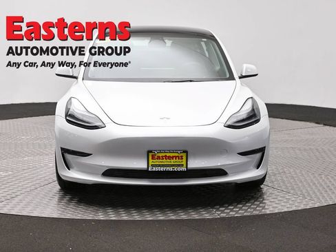 Used 2023 Tesla Model 3 Standard Range RWD image 2