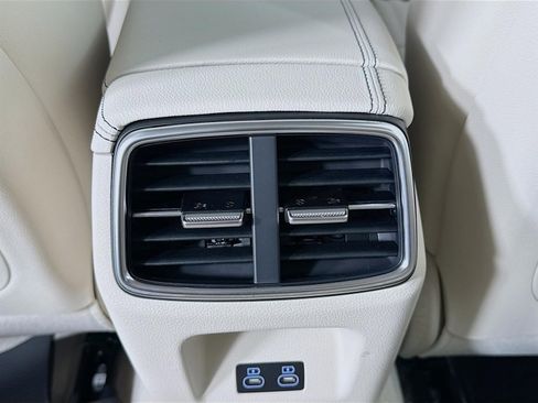 New 2026 Genesis G70 2.5T Prestige image 27