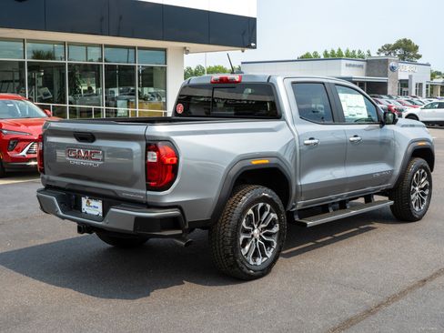 New 2026 GMC Canyon Denali AWD/4WD image 3