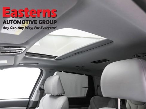 Used 2025 Hyundai Palisade SEL image 37