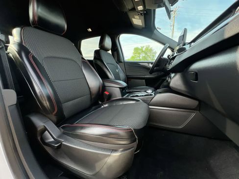 Used 2023 Ford Escape ST-Line AWD/4WD image 21