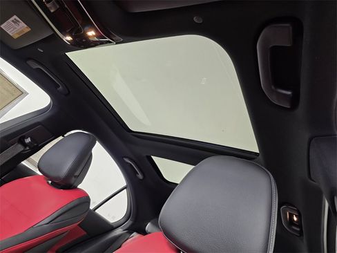 New 2026 Mercedes-Benz C 300 Sedan image 9