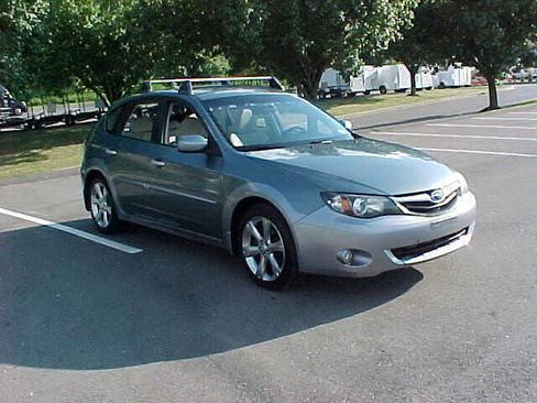 Used 2010 Subaru Impreza Outback Sport image 2