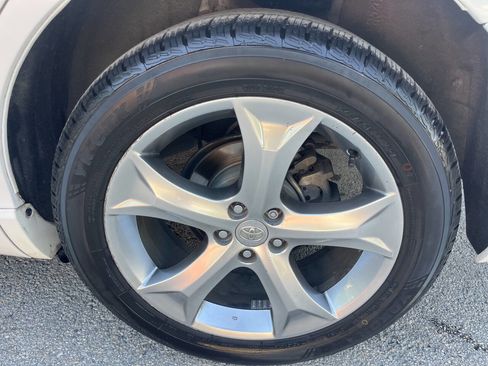 Used 2014 Toyota Venza LE image 23