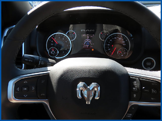 Used 2025 RAM 1500 Big Horn AWD/4WD image 14
