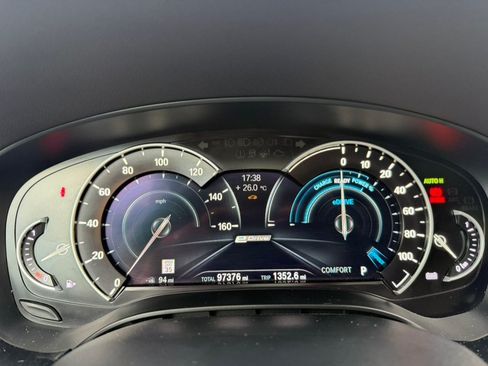 Used 2018 BMW 530e RWD image 28