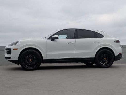 Certified 2026 Porsche Cayenne Coupe AWD/4WD image 2
