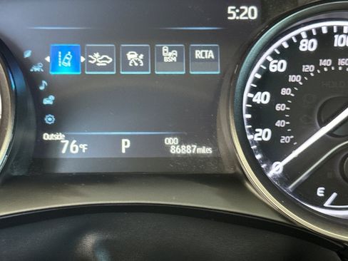 Certified 2022 Toyota Camry XSE FWD image 23