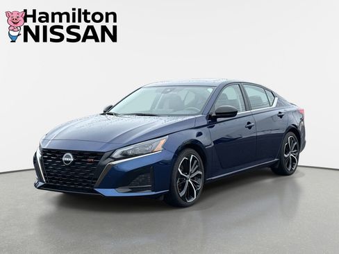 Used 2024 Nissan Altima 2.5 SR w/ SR Premium Package image 5