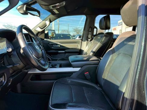 Used 2019 RAM 1500 Laramie w/ Sport Appearance Package image 14