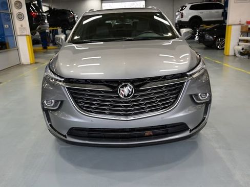 Used 2023 Buick Enclave Essence w/ Experience Buick Package FWD image 2