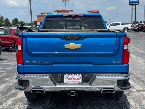 Used 2022 Chevrolet Silverado 1500 LTZ w/ LTZ Premium Package AWD/4WD image 4
