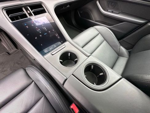 Used 2024 Porsche Taycan image 27