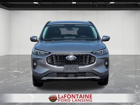 Used 2024 Ford Escape Platinum image 8