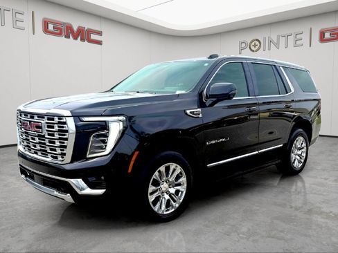 Used 2025 GMC Yukon Denali AWD/4WD image 2