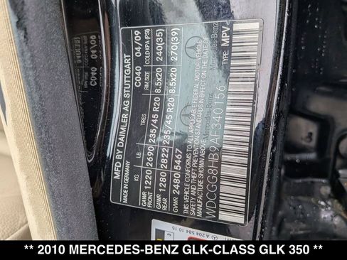 Used 2010 Mercedes-Benz GLK 350 4MATIC image 28