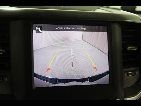 Used 2019 RAM 1500 Big Horn AWD/4WD image 14