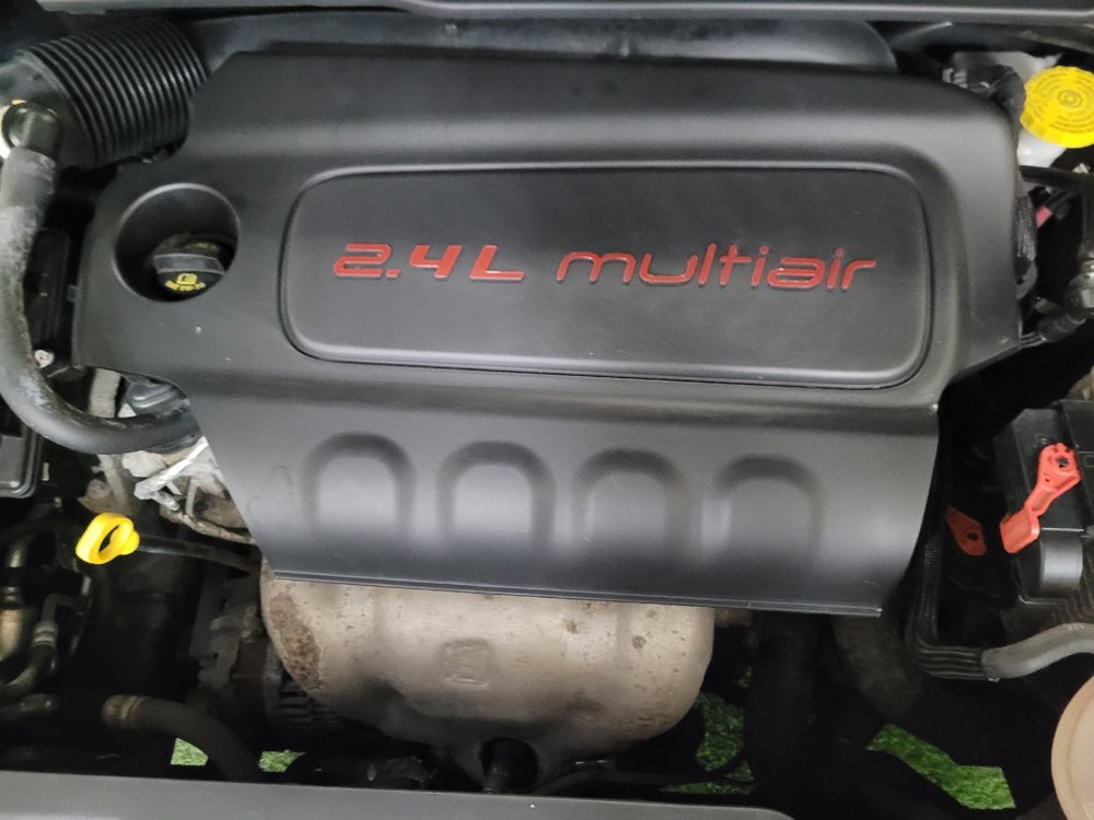 Used 2019 Jeep Compass Latitude w/ Cold Weather Group AWD/4WD image 30
