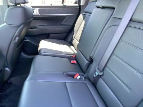 New 2025 Hyundai Santa Fe Limited image 16