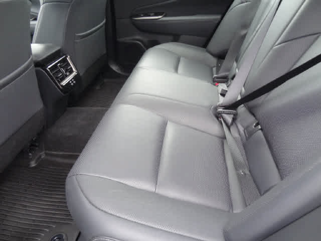 Used 2026 Toyota Crown AWD/4WD image 6