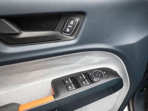 Used 2024 Ford Maverick XLT image 10