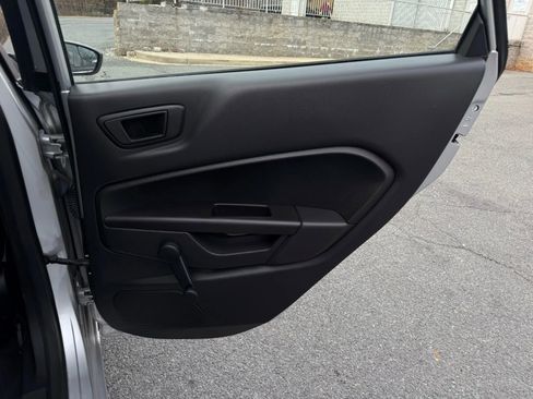 Used 2017 Ford Fiesta S image 20