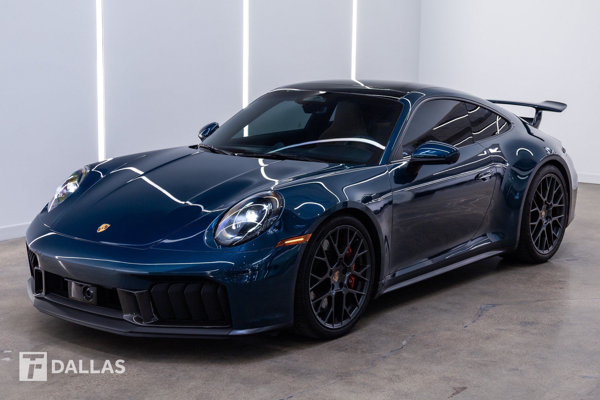 Used 2026 Porsche 911 Carrera 4 GTS AWD/4WD image 2