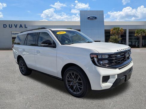 New 2025 Ford Expedition Platinum w/ Stealth Performance Package image 2