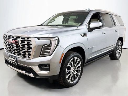 New 2026 GMC Yukon Denali w/ Denali Reserve Package AWD/4WD image 1