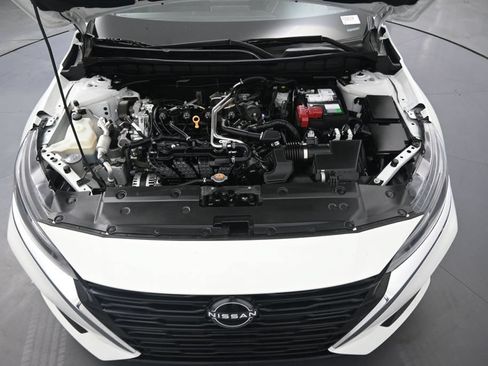 Used 2023 Nissan Altima 2.5 S FWD image 9