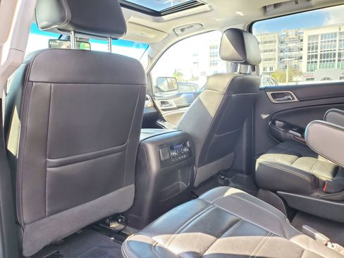 Used 2019 GMC Yukon Denali w/ Denali Ultimate Package image 12