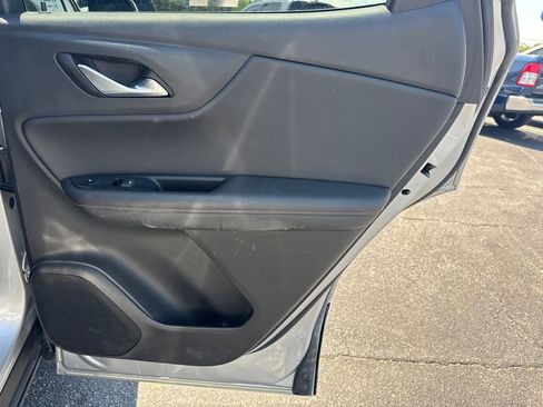 Used 2021 Chevrolet Blazer RS w/ Enhanced Convenience Package FWD image 17