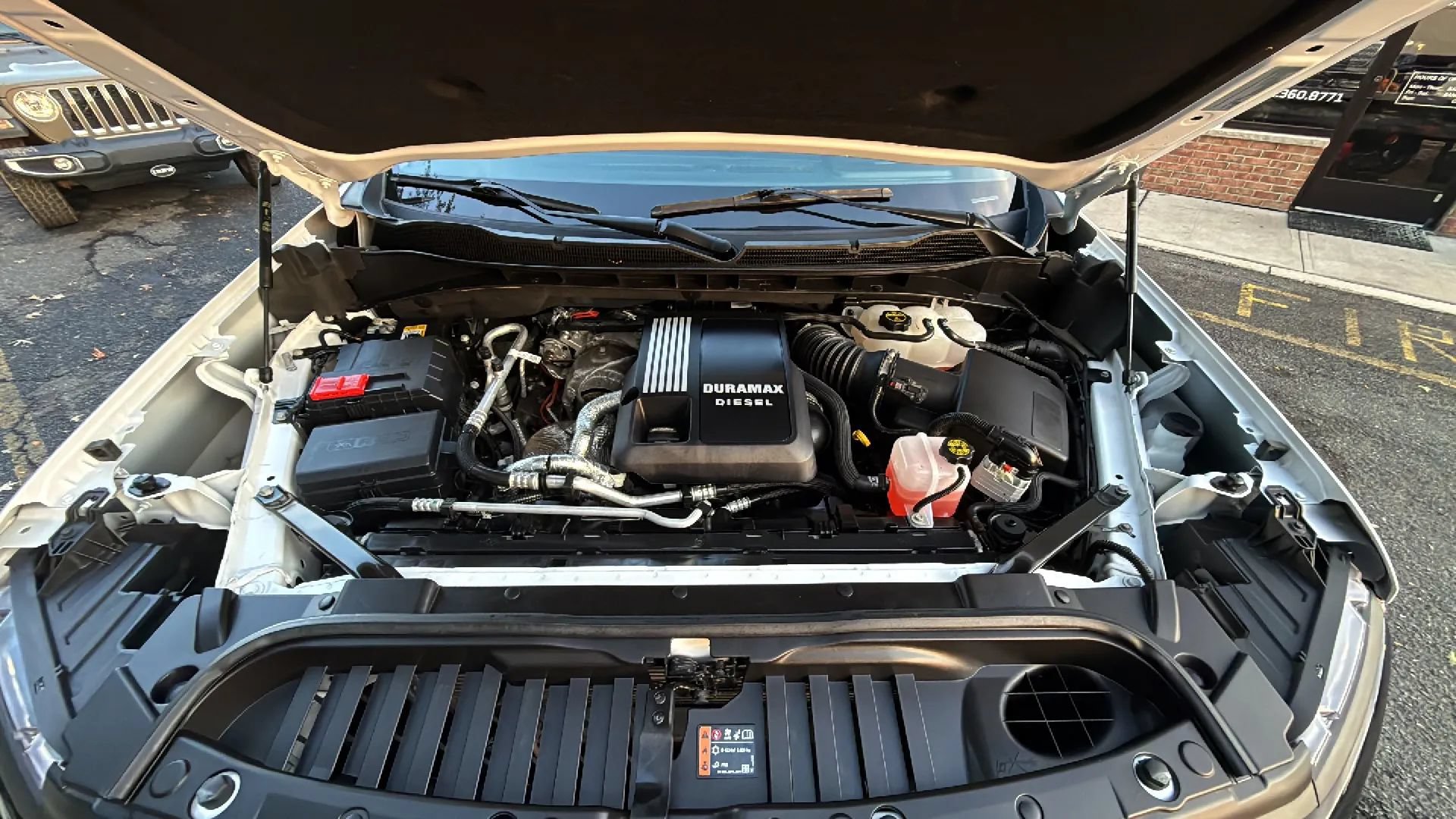 Used 2025 Chevrolet Silverado 1500 LT Trail Boss w/ Dark Appearance Package AWD/4WD image 51
