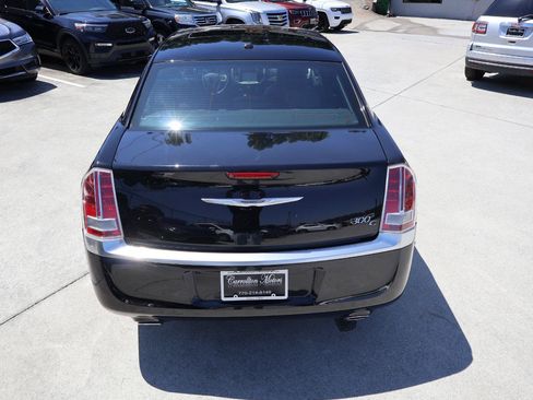 Used 2012 Chrysler 300 C Luxury Series RWD image 6
