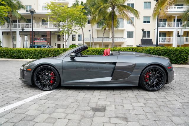 Used 2018 Audi R8 V10 AWD/4WD image 15