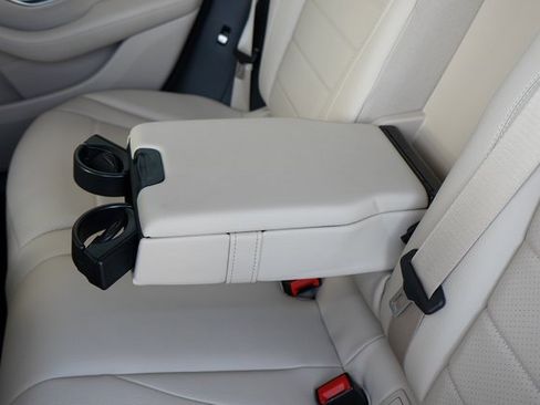 Used 2017 Mercedes-Benz GLC 300 GLC 300 image 27