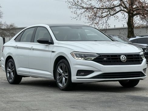 Used 2019 Volkswagen Jetta R-Line image 8